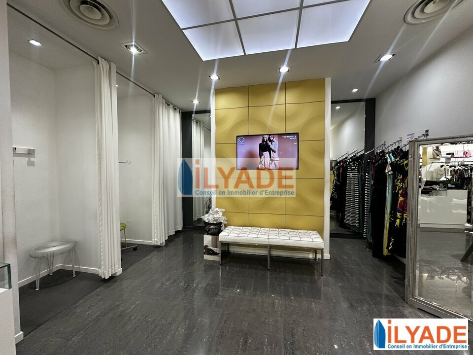 ILYADE CESSION-LOCAL COMMERCIAL-MARSEILLE-13