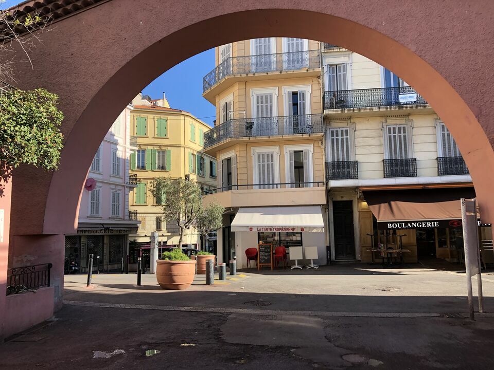 BERGE IMMOBILIER CANNES VENTE-FONDS DE COMMERCE-CANNES-06