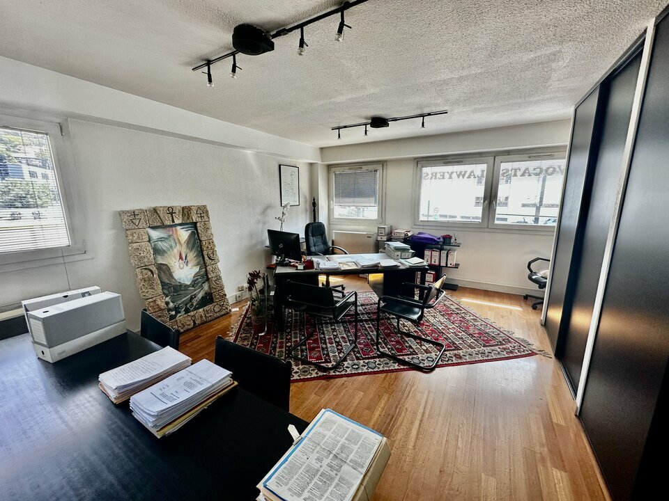 BERGE IMMOBILIER CANNES LOCATION-BUREAUX-MOUGINS-06