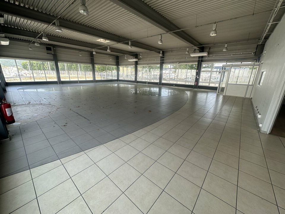 ARTHUR LOYD VALENCE LOCATION-LOCAL D'ACTIVITE-SAINT_PERAY-07