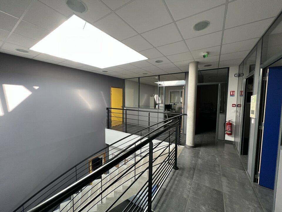 ARTHUR LOYD VALENCE LOCATION-BUREAUX-VALENCE-26
