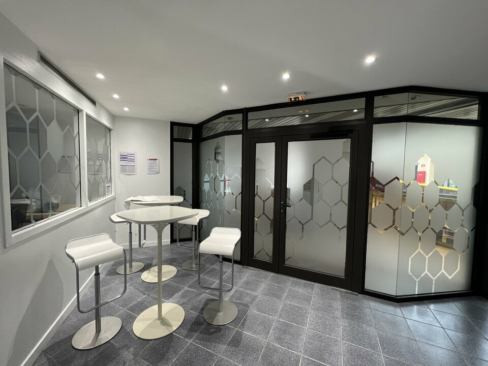 ARTHUR LOYD VALENCE LOCATION-BUREAUX-VALENCE-26