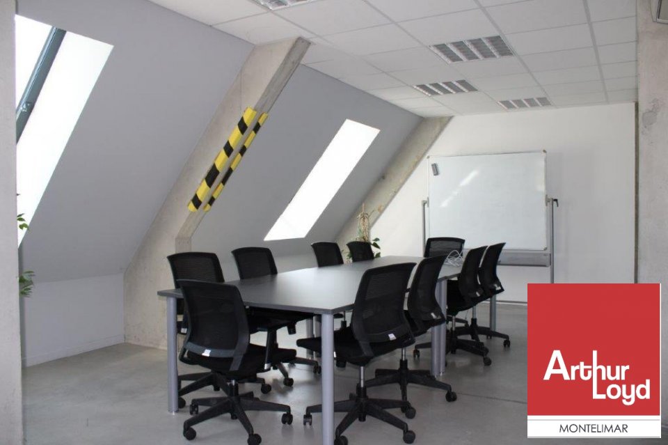 ARTHUR LOYD MONTELIMAR LOCATION-BUREAUX-PIERRELATTE-26