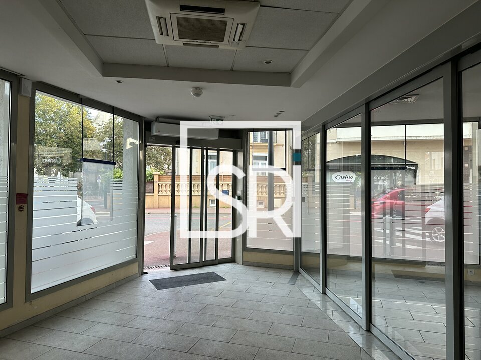 SRI VENTE-LOCAL COMMERCIAL-VICHY-03