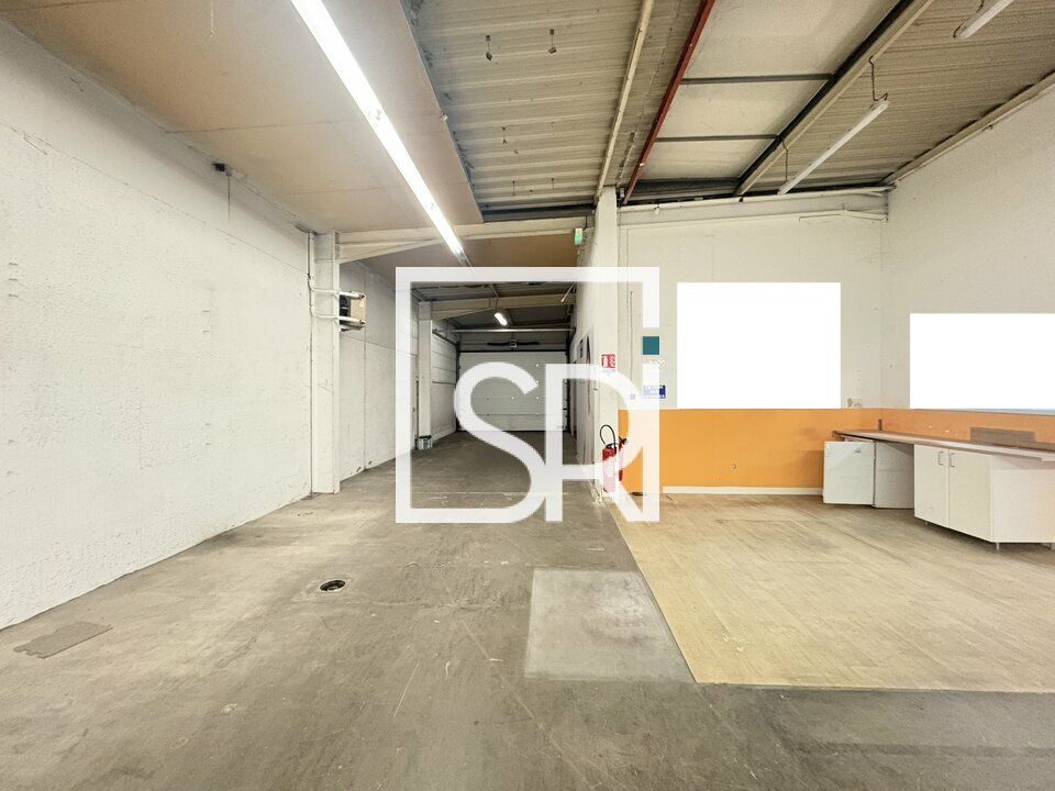 SRI LOCATION-LOCAL COMMERCIAL-CLERMONT_FERRAND-63