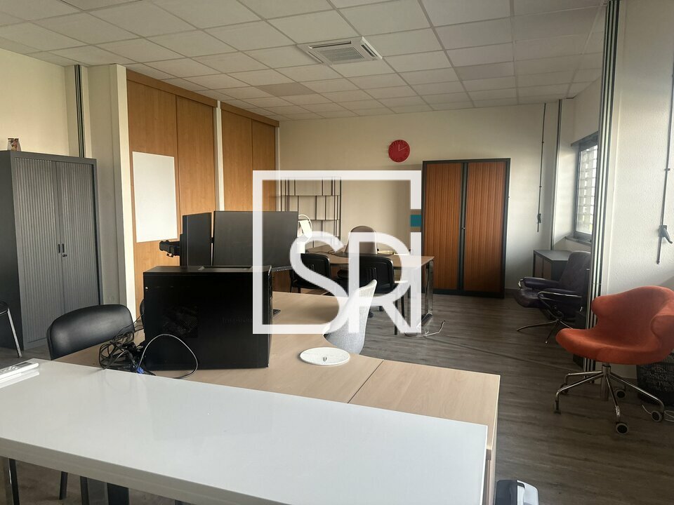 SRI LOCATION-LOCAL D'ACTIVITE-CREUZIER-LE-NEUF-03