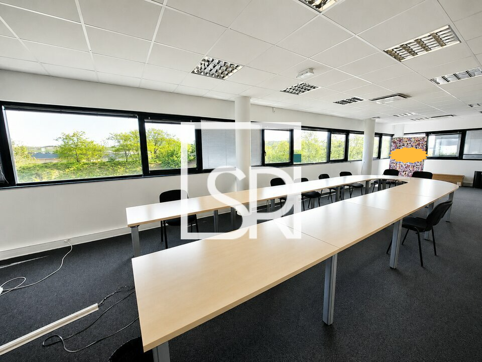 SRI LOCATION-BUREAUX-COURNON_D'AUVERGNE-63