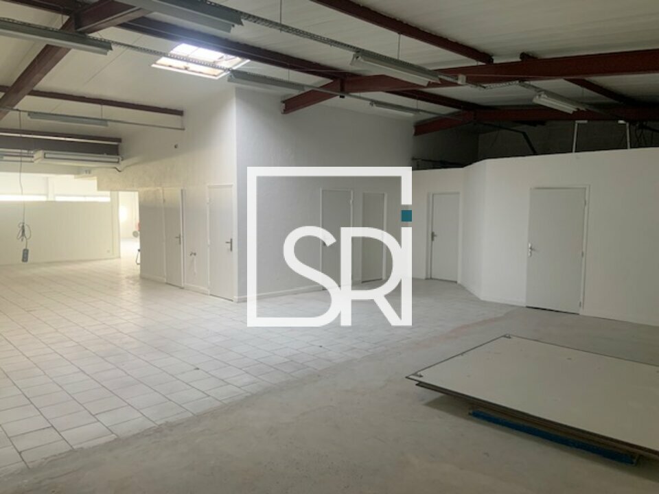 SRI LOCATION-LOCAL COMMERCIAL-VICHY-03