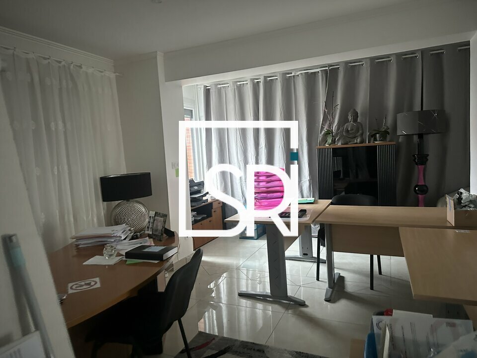 SRI LOCATION-BUREAUX-CUSSET-03