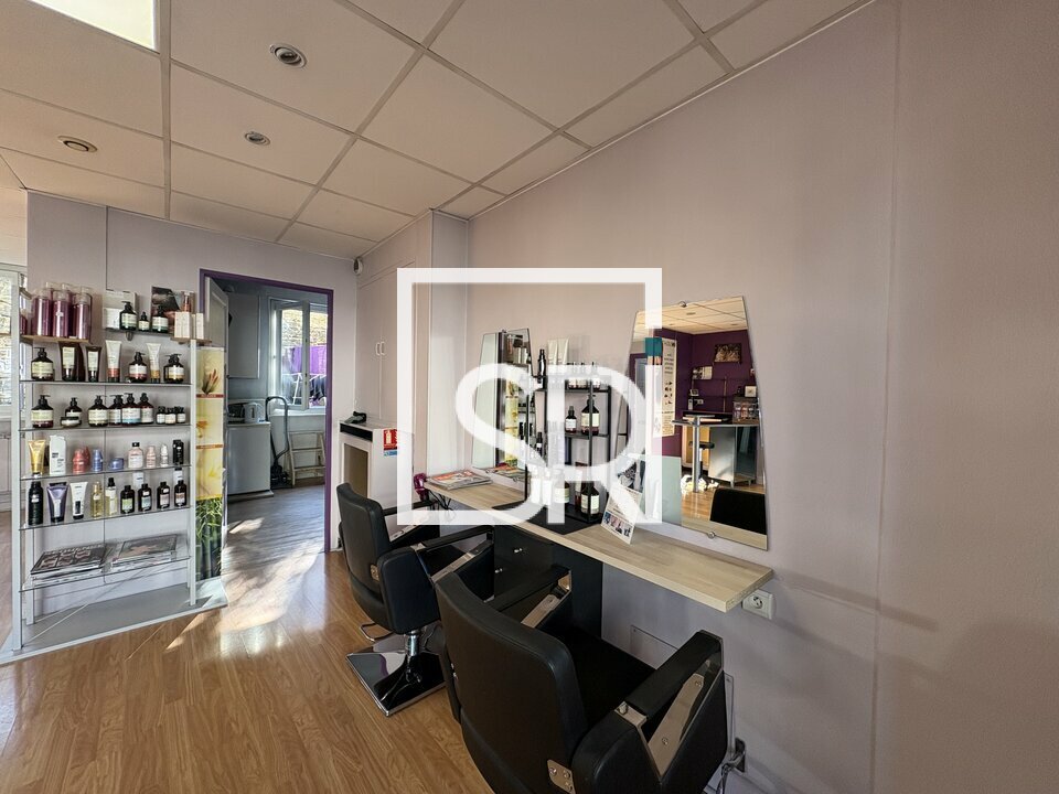 SRI LOCATION-LOCAL COMMERCIAL-CLERMONT_FERRAND-63