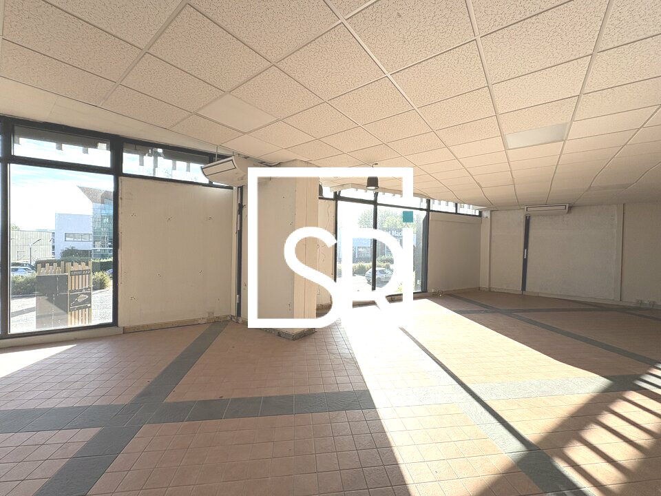 SRI LOCATION-LOCAL COMMERCIAL-CLERMONT-FERRAND-63