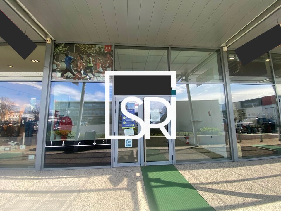 SRI LOCATION-LOCAL COMMERCIAL-AUBIERE-63