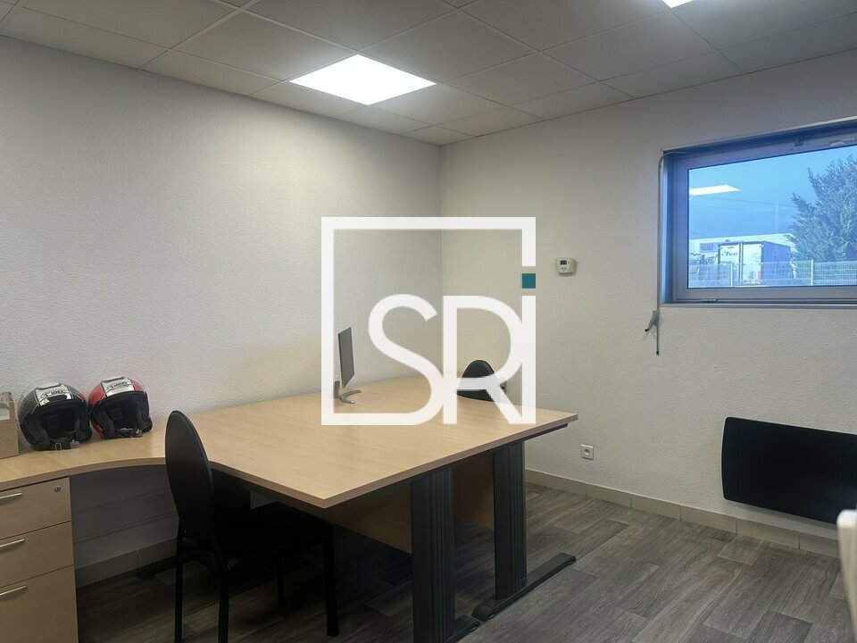 SRI LOCATION-LOCAL D'ACTIVITE-CREUZIER-LE-NEUF-03