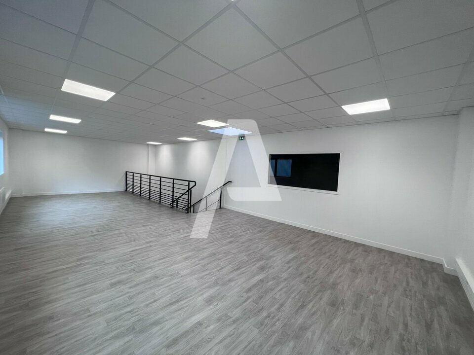AGILYS LOCATION-LOCAL D'ACTIVITE-BUSSY_SAINT_GEORGES-77