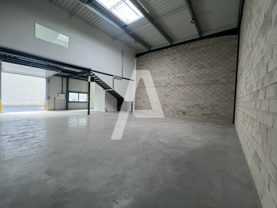 AGILYS LOCATION-LOCAL D'ACTIVITE-BUSSY_SAINT_GEORGES-77