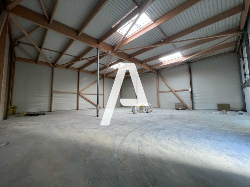 AGILYS LOCATION-LOCAL D'ACTIVITE-COURTRY-77