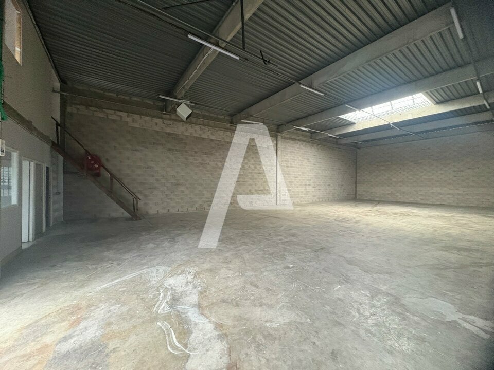 AGILYS LOCATION-LOCAL D'ACTIVITE-SAINT_THIBAULT_DES_VIGNES-77