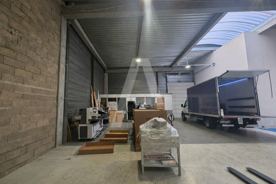 AGILYS VENTE-LOCAL D'ACTIVITE-TRAPPES-78