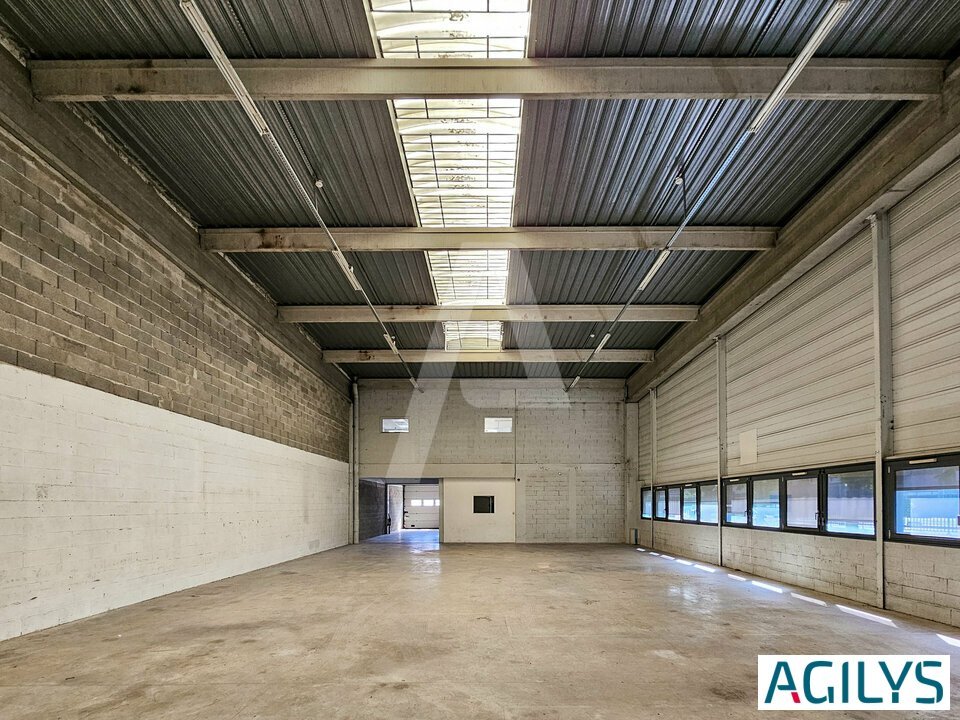 AGILYS LOCATION-LOCAL D'ACTIVITE-TRAPPES-78