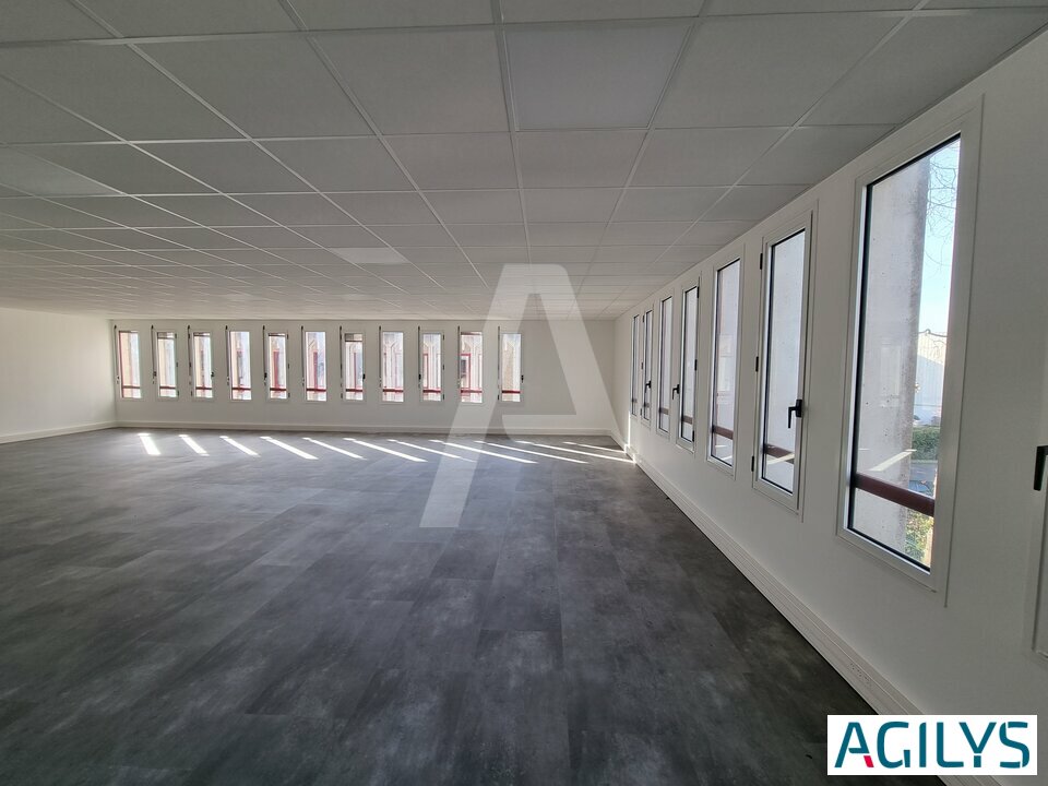 AGILYS LOCATION-BUREAUX-LES_ULIS-91
