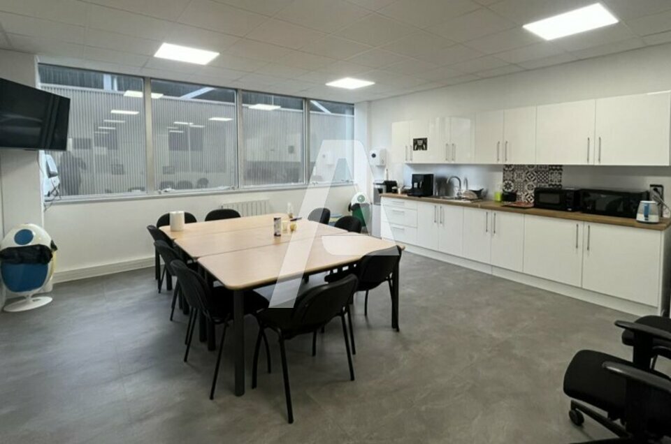 AGILYS LOCATION-LOCAL D'ACTIVITE-LES_ULIS-91