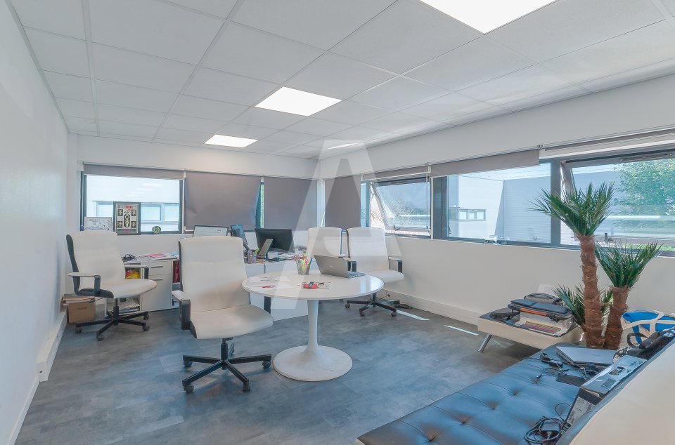 AGILYS LOCATION-LOCAL D'ACTIVITE-IVRY_SUR_SEINE-94