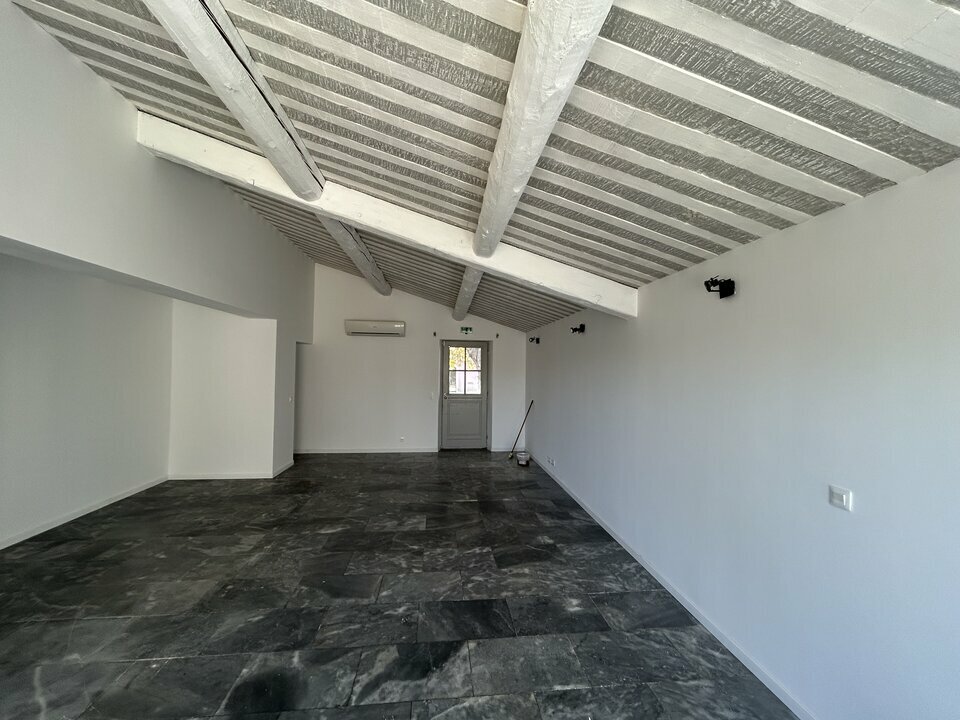 ALTEIRAC INVEST LOCATION-BUREAUX-L-ISLE-SUR-LA-SORGUE-84