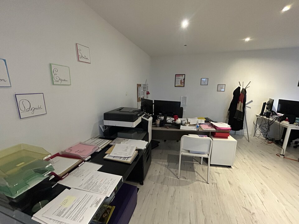 ALTEIRAC INVEST VENTE-LOCAL COMMERCIAL-CARPENTRAS-84