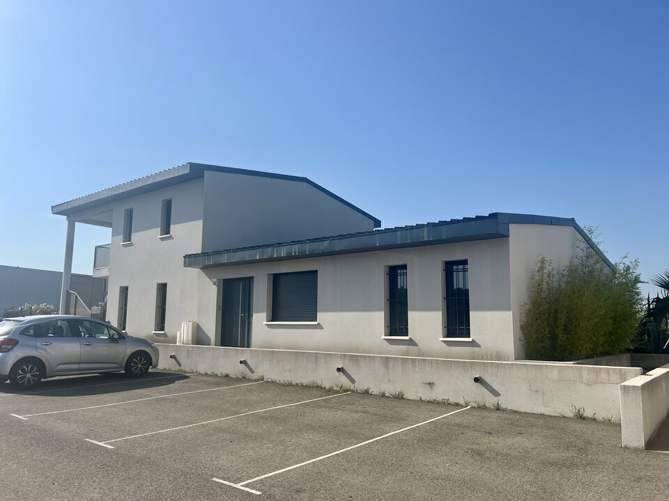 ALTEIRAC INVEST LOCATION-BUREAUX-GRAVESON-13