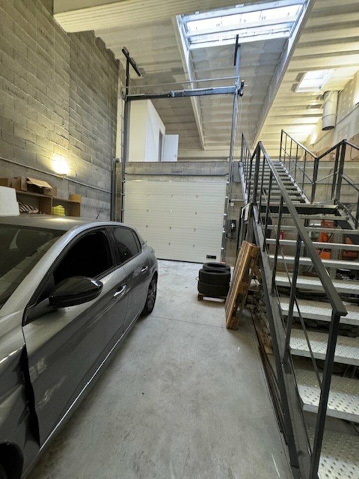 SAS VERSION LOCAL VENTE-ENTREPOT-VILLEFRANCHE_SUR_SAONE-69