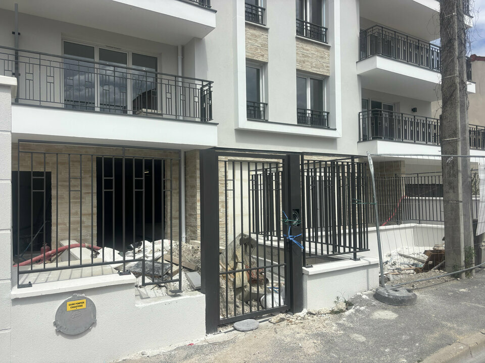 PROMOCOMM VENTE-LOCAL COMMERCIAL-BEZONS-95
