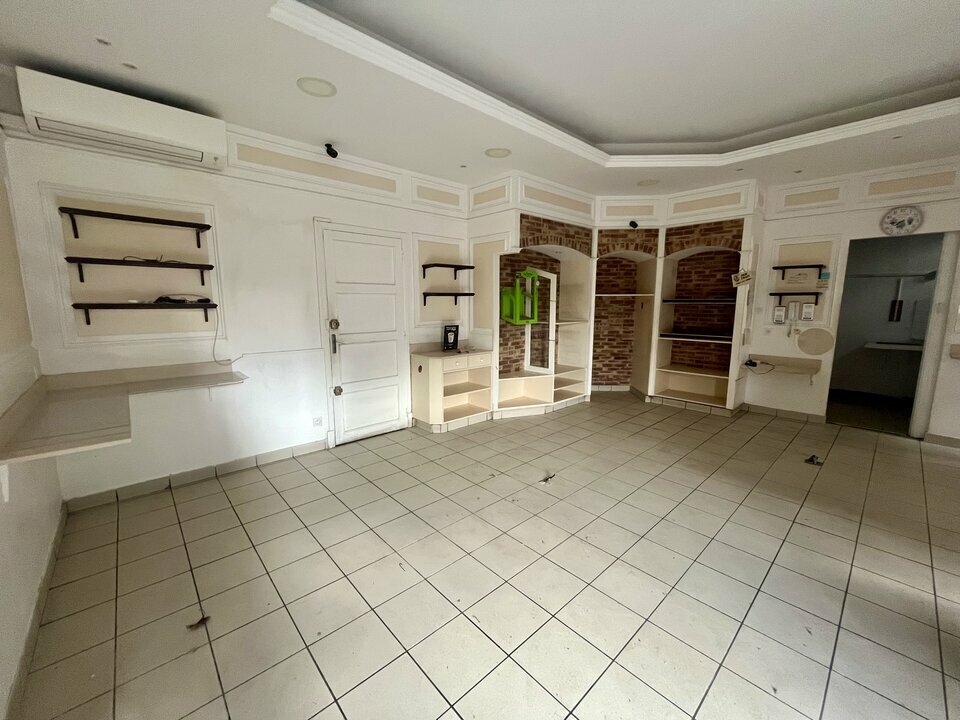 ALTEIRAC INVEST LOCATION-LOCAL COMMERCIAL-ARLES-13