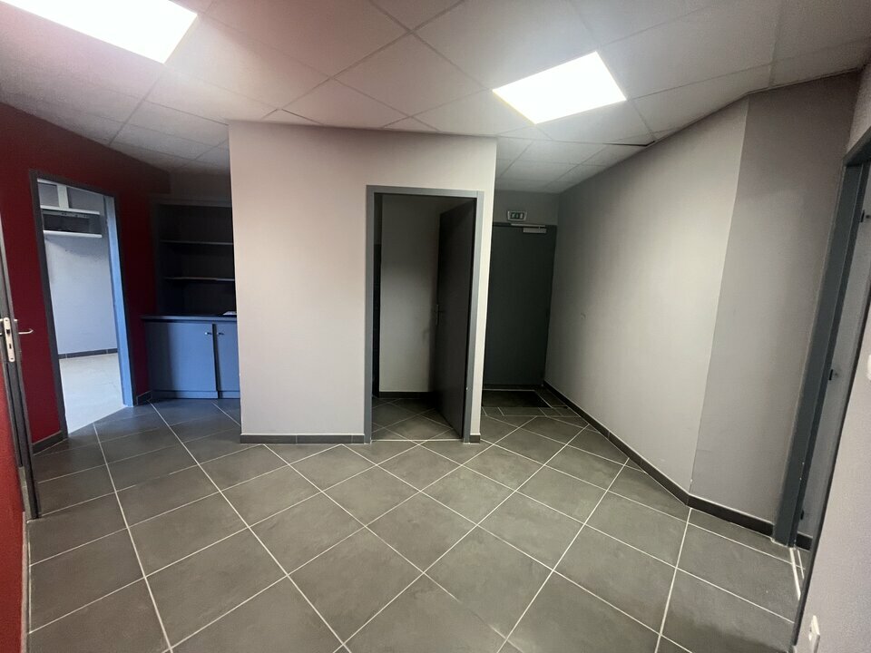 ALTEIRAC INVEST LOCATION-BUREAUX-PERNES-LES-FONTAINES-84