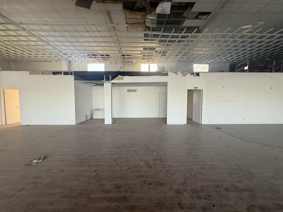 ALTEIRAC INVEST LOCATION-LOCAL COMMERCIAL-VEDENE-84