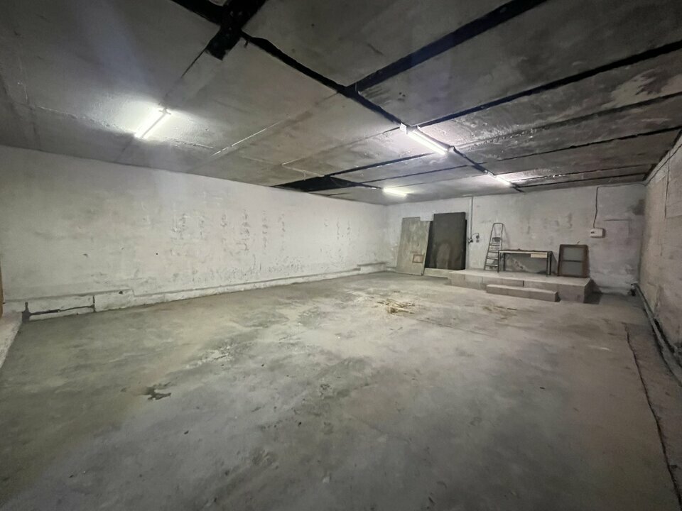 ALTEIRAC INVEST LOCATION-ENTREPOT-NIMES-30