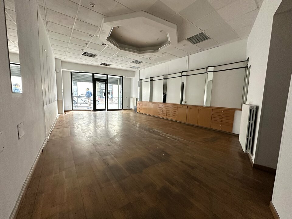 ALTEIRAC INVEST LOCATION-LOCAL COMMERCIAL-ARLES-13