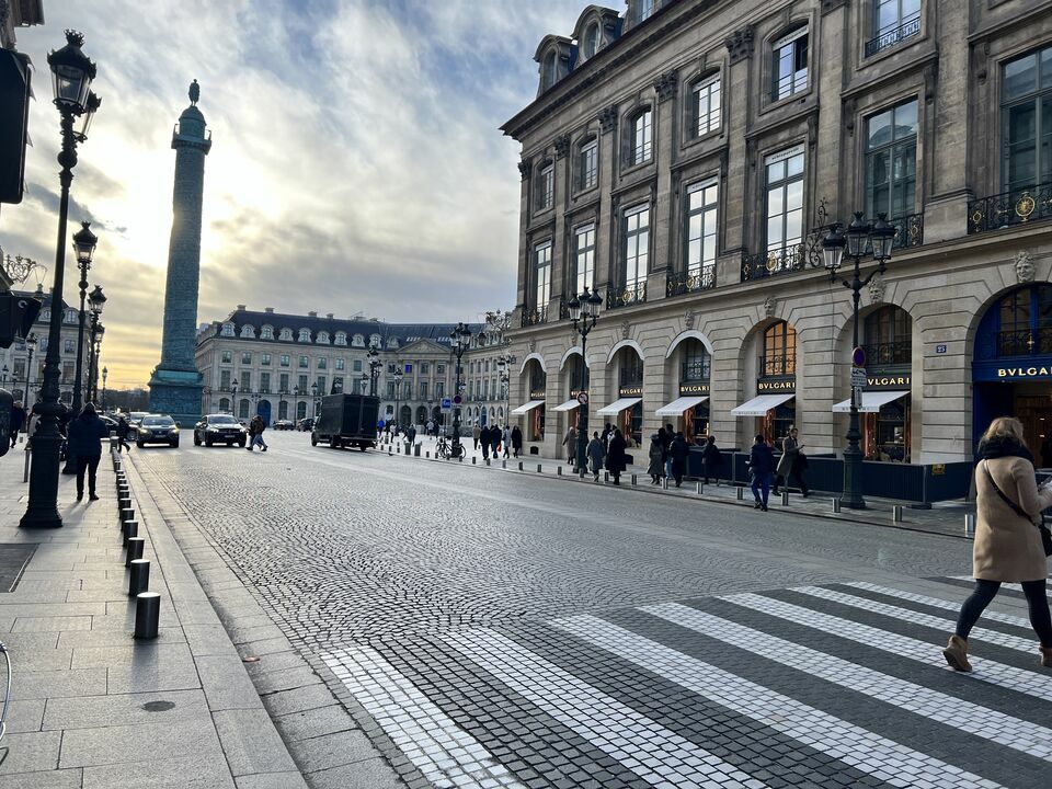 Turenne Transaction   Patrimoine CESSION-LOCAL COMMERCIAL-PARIS-75