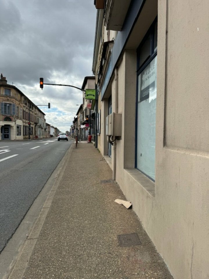 SAS VERSION LOCAL LOCATION-LOCAL COMMERCIAL-SAINT_GEORGES_DE_RENEINS-69