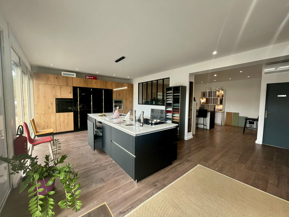 ALTEIRAC INVEST LOCATION-LOCAL COMMERCIAL-SAINT_REMY_DE_PROVENCE-13