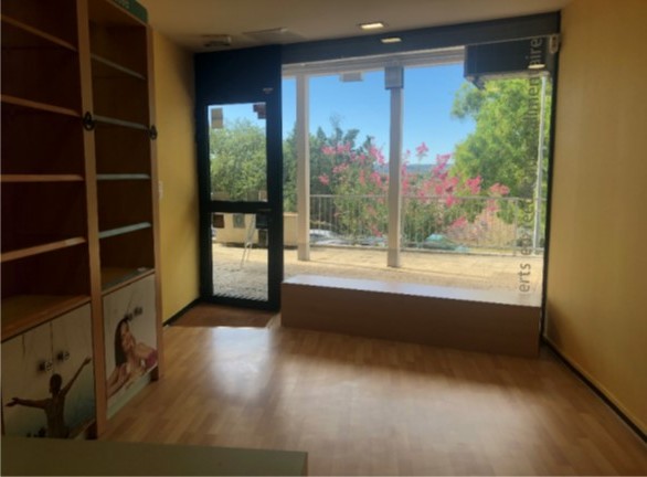 SAS NC CONSEIL LOCATION-LOCAL COMMERCIAL-CORBAS-69