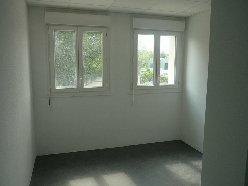SAS NC CONSEIL VENTE-BUREAUX-CRAPONNE-69