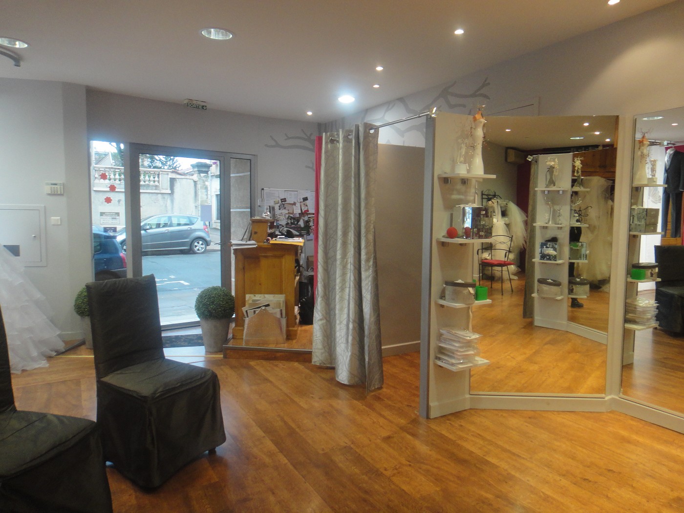 SAS VERSION LOCAL LOCATION-LOCAL COMMERCIAL-VILLEFRANCHE_SUR_SAONE-69