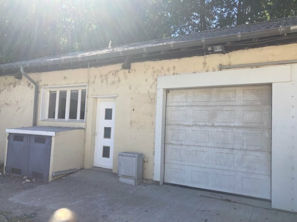 SAS VERSION LOCAL LOCATION-LOCAL D'ACTIVITE-NEUVILLE_SUR_SAONE-69