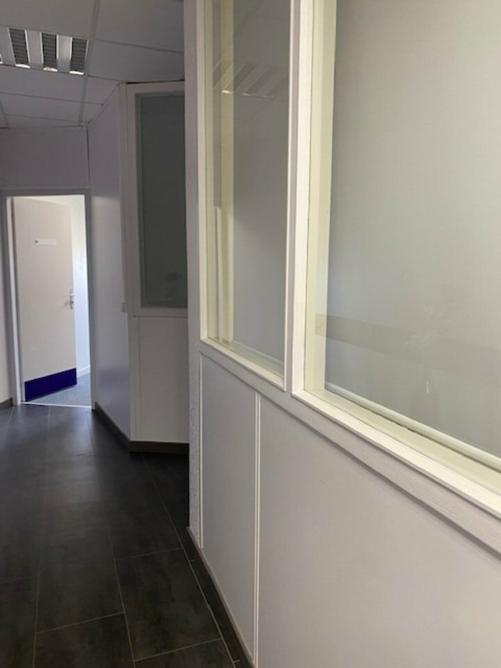 SAS VERSION LOCAL LOCATION-BUREAUX-VILLEFRANCHE_SUR_SAONE-69