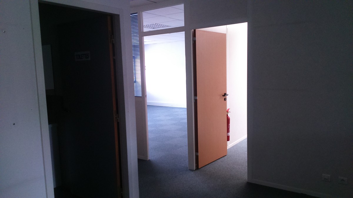 SAS VERSION LOCAL LOCATION-BUREAUX-LIMAS-69