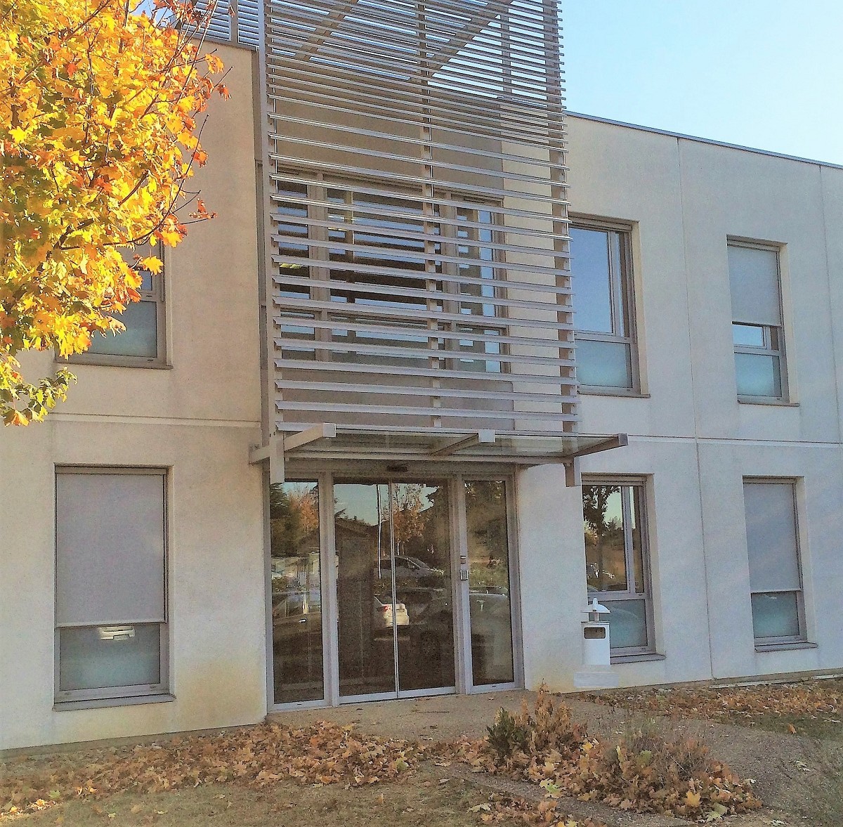 SAS VERSION LOCAL LOCATION-BUREAUX-LIMAS-69