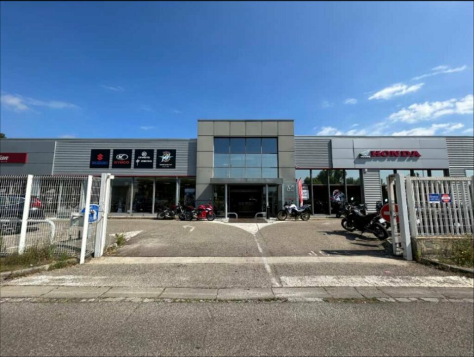 ALTEIRAC INVEST LOCATION-LOCAL COMMERCIAL-ORANGE-84