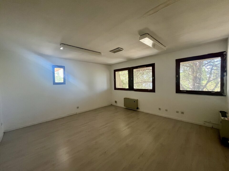 ALTEIRAC INVEST LOCATION-BUREAUX-ARLES-13