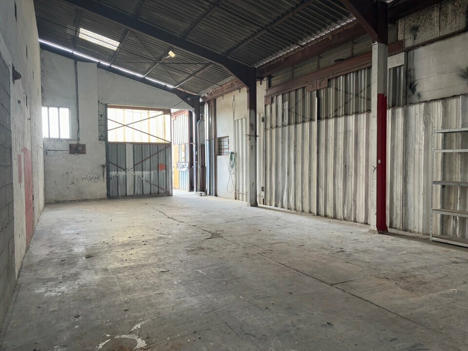 ALTEIRAC INVEST LOCATION-ENTREPOT-CASTILLON_DU_GARD-30