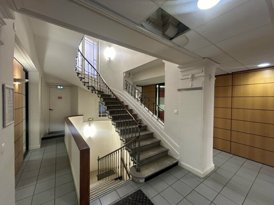 ALTEIRAC INVEST VENTE-BUREAUX-ALES-30